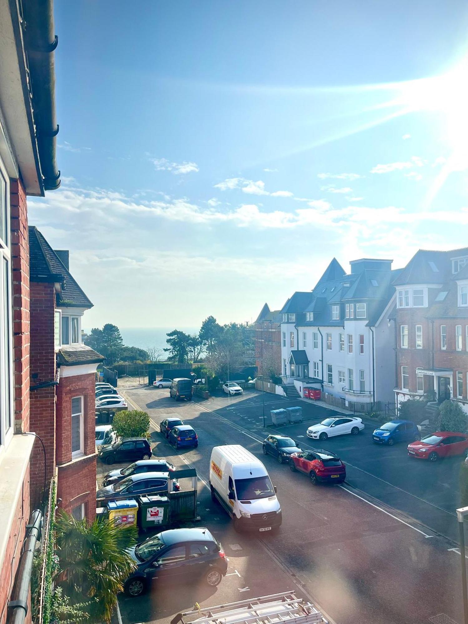 The Shore Bournemouth Luaran gambar